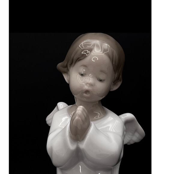 Lladro Porcelain "Angel Praying" Figurine 5438 - Picture 2 of 7